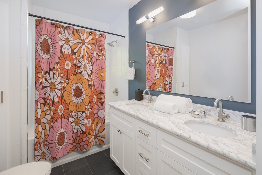 Floral Shower Curtain, Retro Shower Curtain, Pink Shower Curtain, Pink Orange Decor, 70s Shower Curtain, Retro Bathroom, Retro Floral Decor