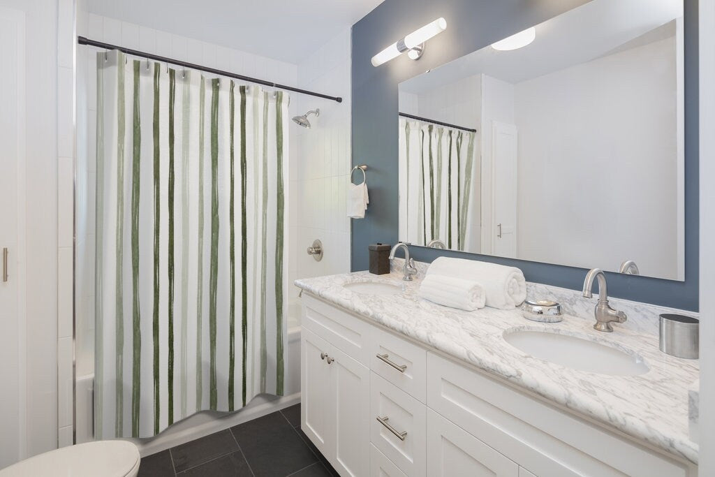 Green Shower Curtain, Line Shower Curtain, Minimal Shower Curtain, Green Bathroom, Green Stripes, Green Line Curtain, Boho Shower Curtain